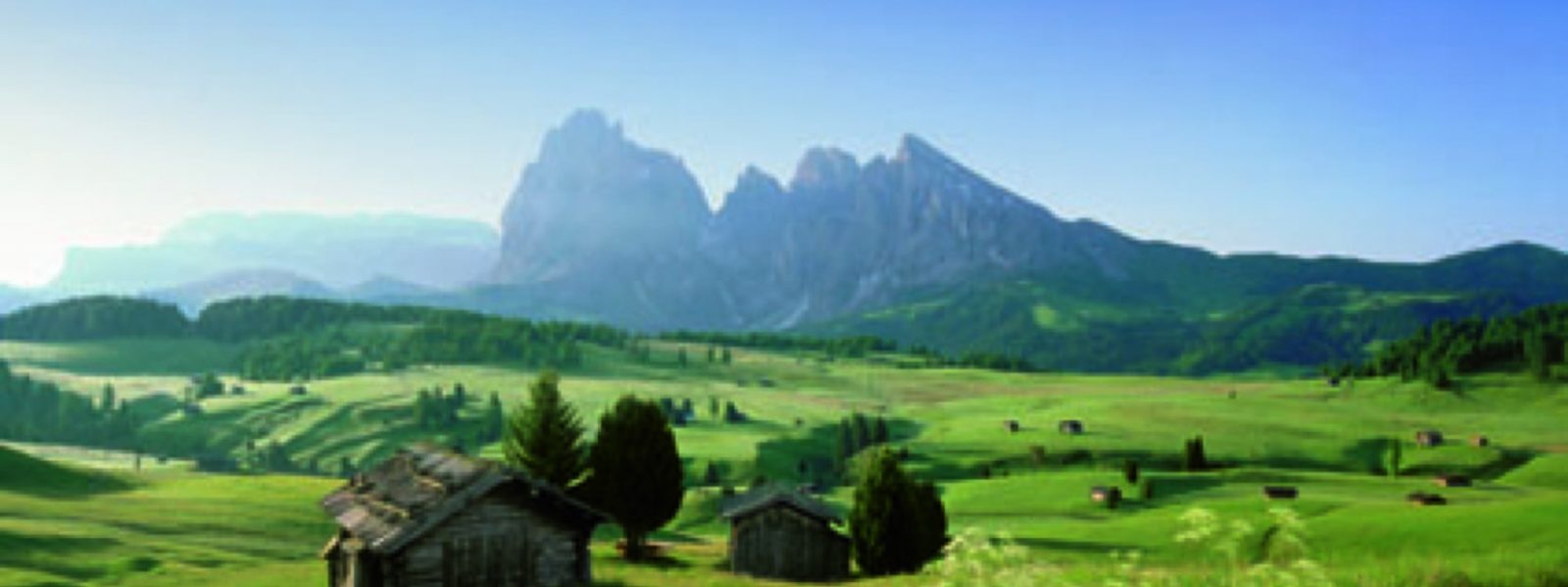 Landschaftsbild in Südtirol mit Blick auf die Seiser Alm