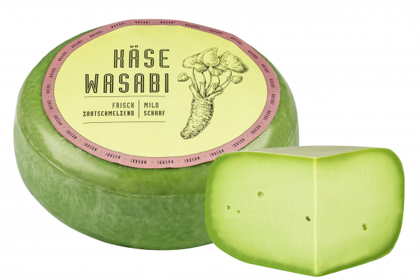 Bild vom Wasabi Käse als Laib und als ansgeschnittener Viertellaib